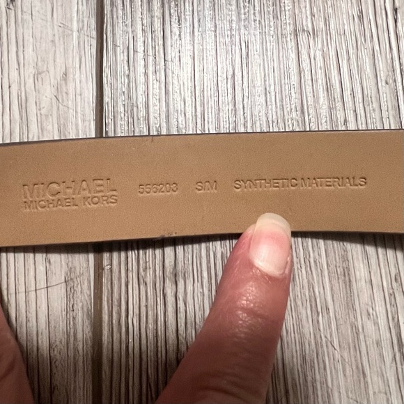 NEW Michael Kors Chocolate and Beige Belt Bag Crossbody Monogram Gold Accents - Picture 4 of 8